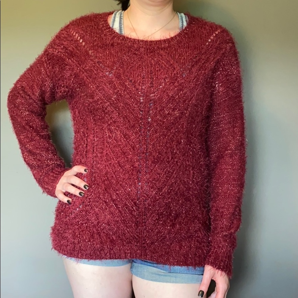 GeeGee Dark maroon fluffy sweater with gold shimmer